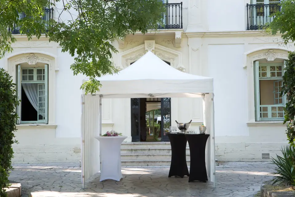 Les Pieds Sous la Table — photo 3