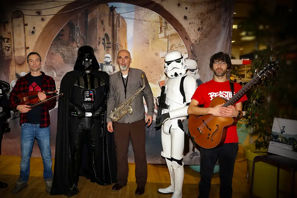 Swing Uppercut — photo 4