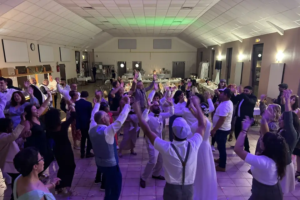 Worldofanim anim DJ — photo 7