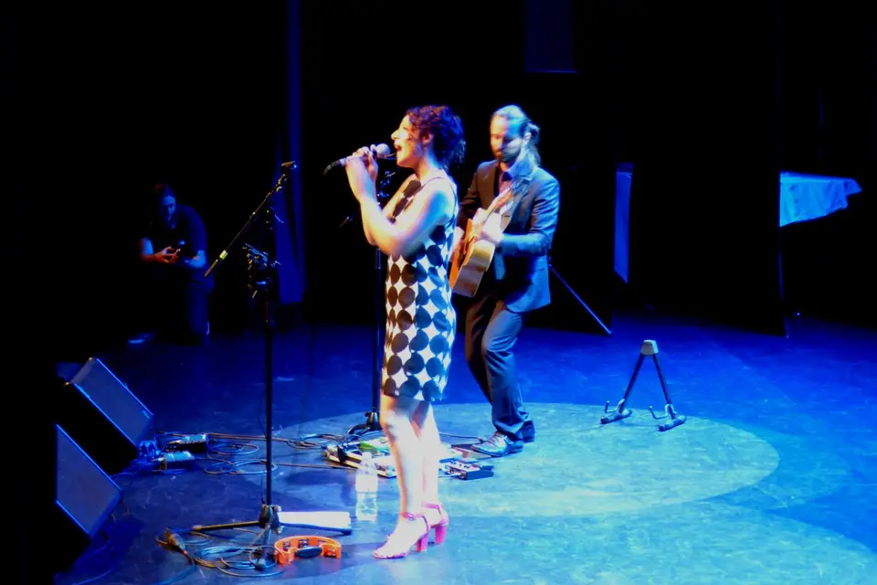 Miss April Duo — photo 2