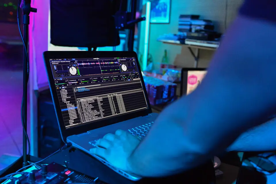 DJ Benji Chick — photo 2