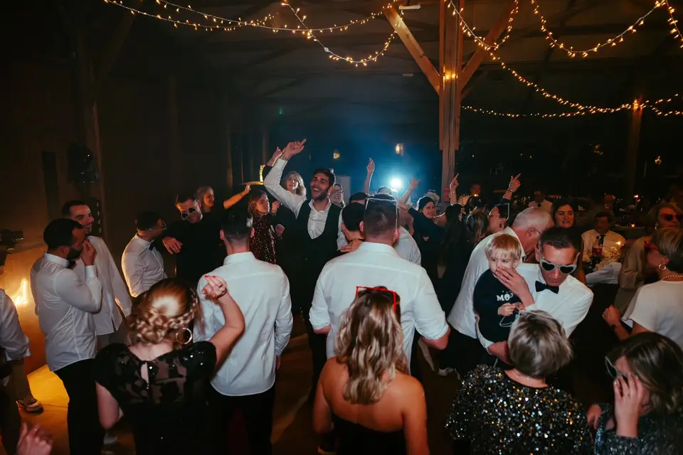 Tem’Pow — photo 1