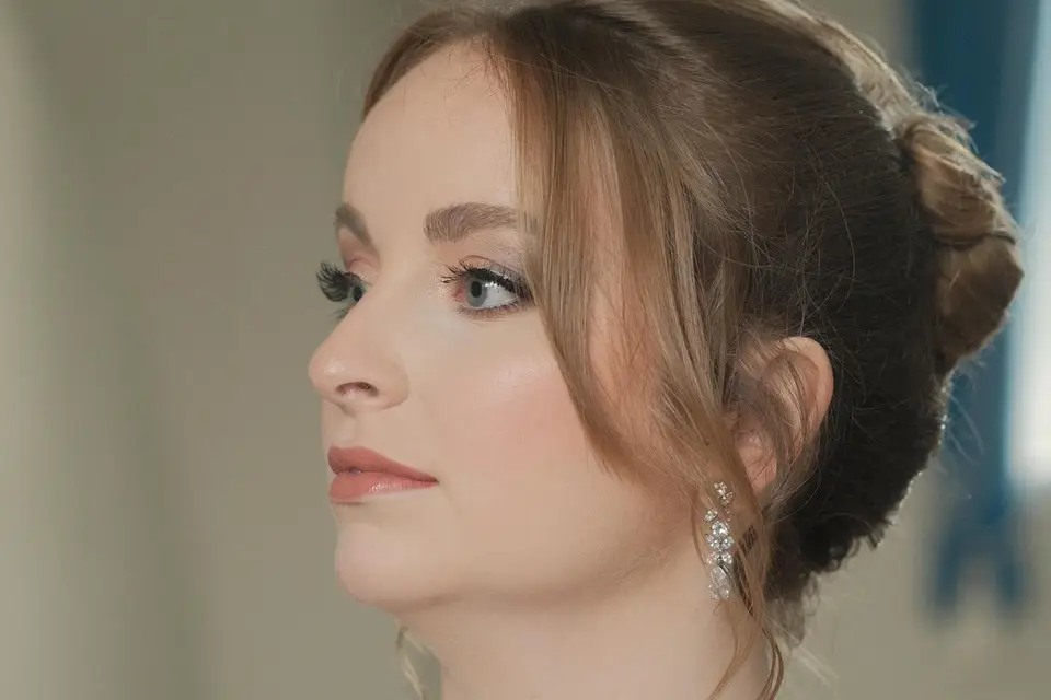 Laura Blondel Makeup — photo 6