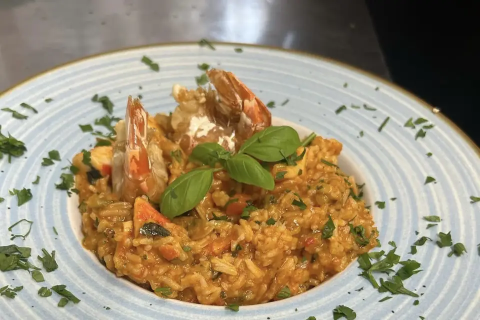 Étoile d’or — photo 1