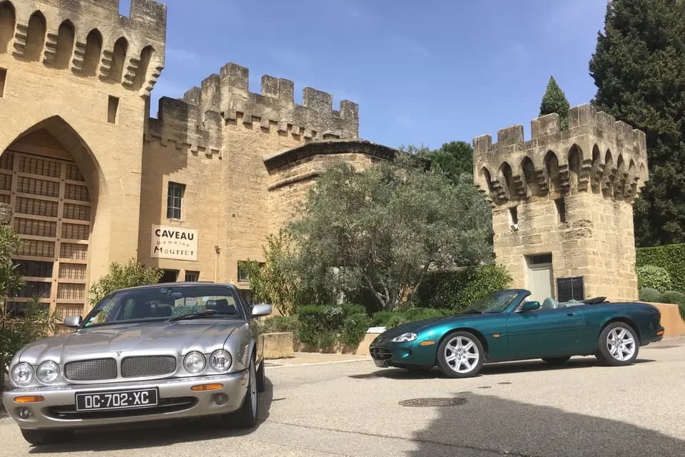 Road Vintage Cars — photo 1