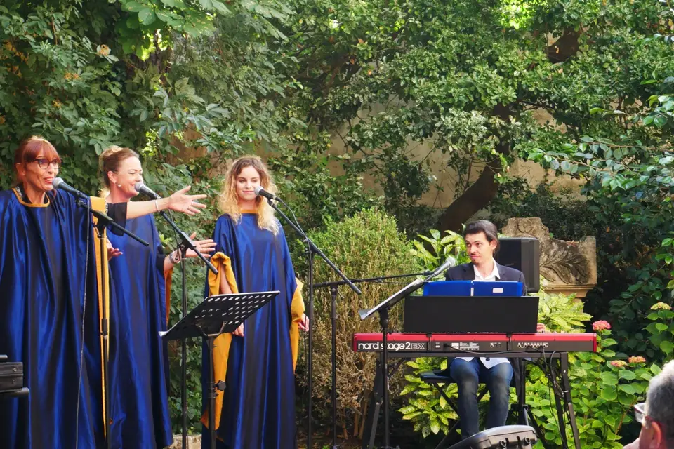 Blue Note Sisters — photo 7