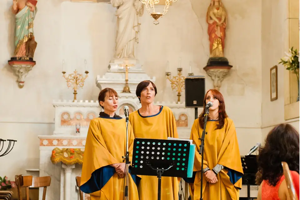 Blue Note Sisters — photo 1