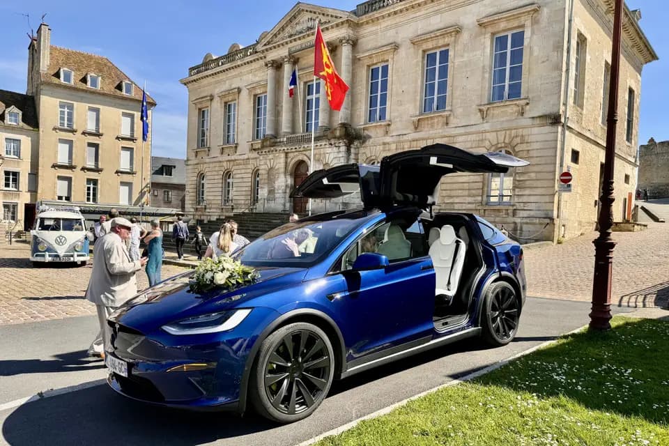 Love Car by Domaine de Cussy — photo 4