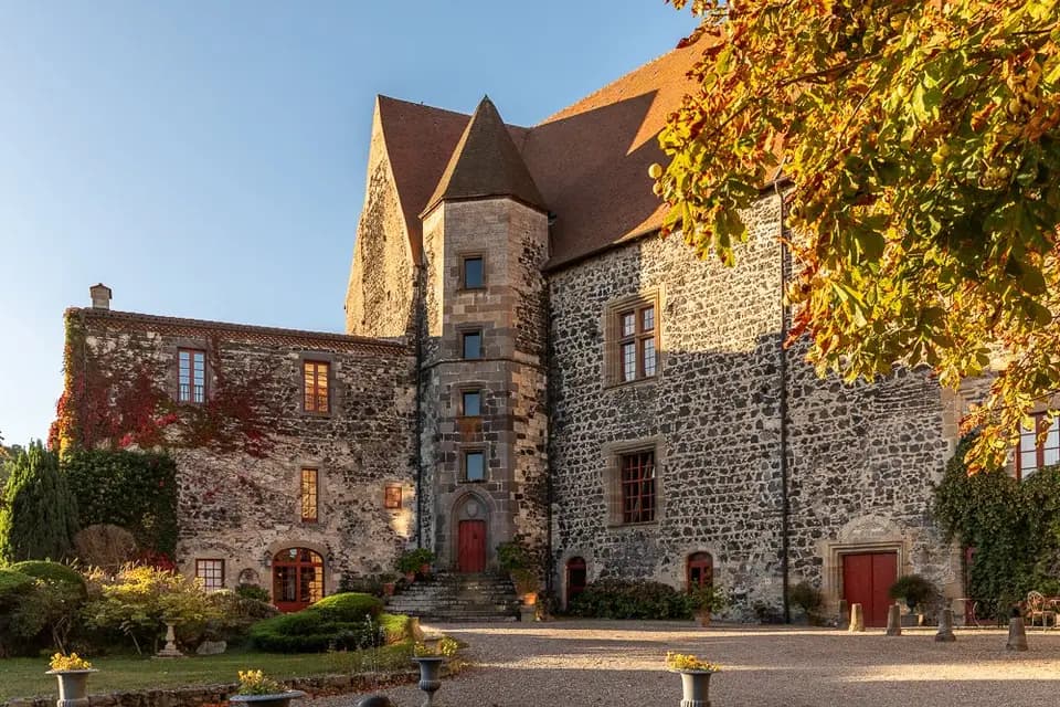 Château Royal de Saint Saturnin — photo 3