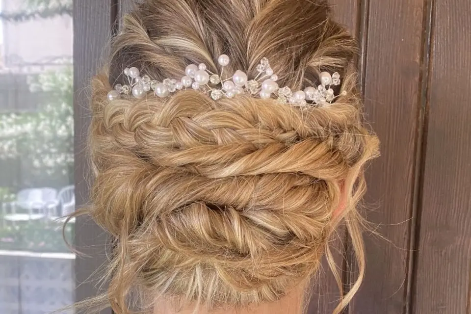 Lucie Barbas Hair — photo 8