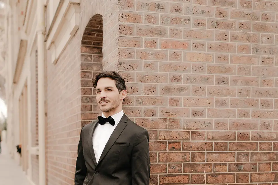 Wedding Officiant Paris - Efren Prieto — photo 8