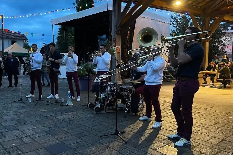 Men In Brass — photo 2