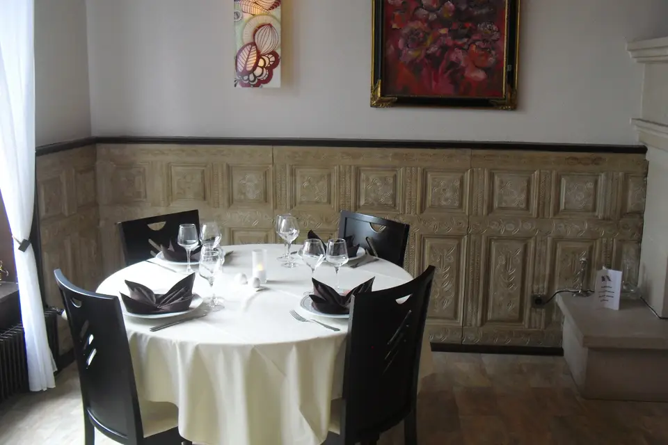 Au Clocher Restaurant — photo 1