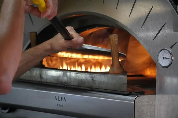 Le Tube Food Truck — photo 2