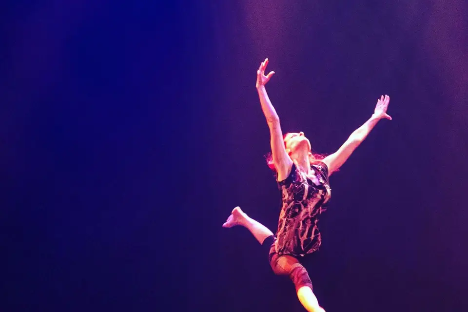 Lau Dance — photo 8