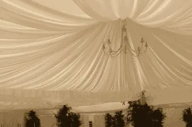 Abri et Chapiteaux de Lyon — photo 1