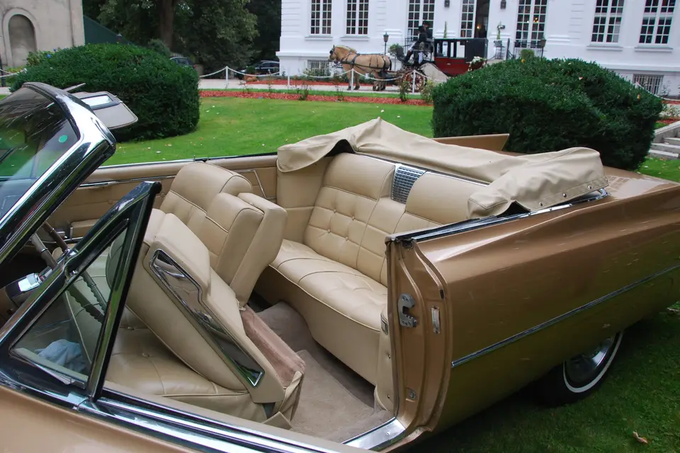 Universal Limousines — photo 3