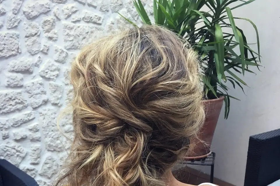 Hair & Makeup by Louise — photo 3