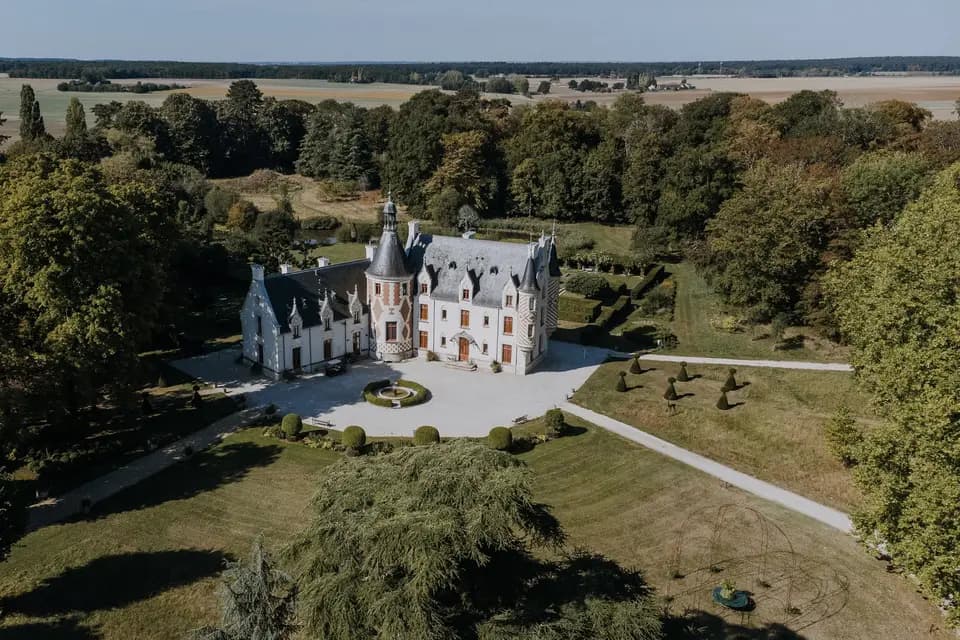 Château de Saint-Cyr-du-Gault — photo 2