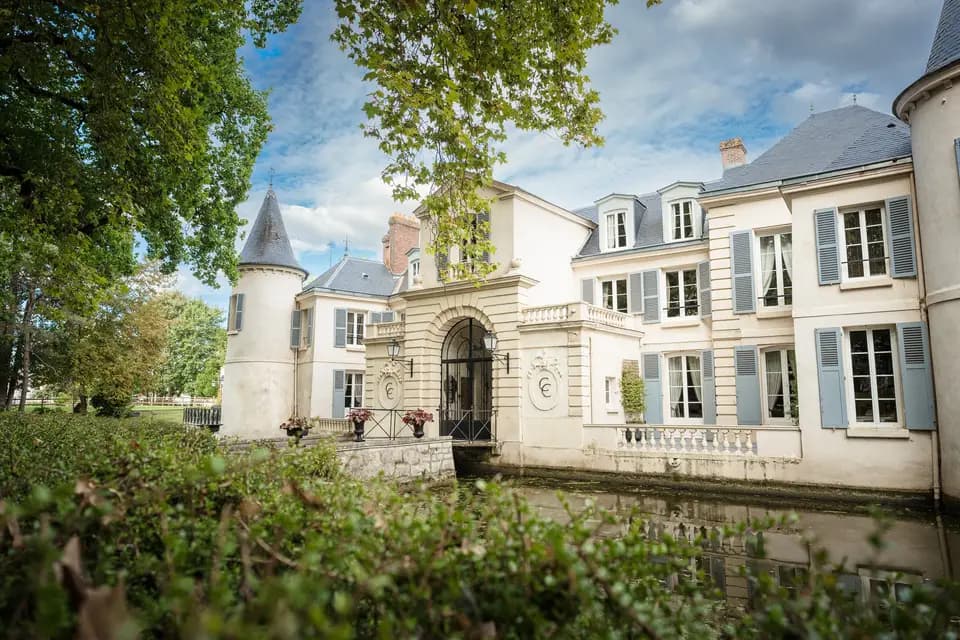 Château de Chaumontel — photo 1