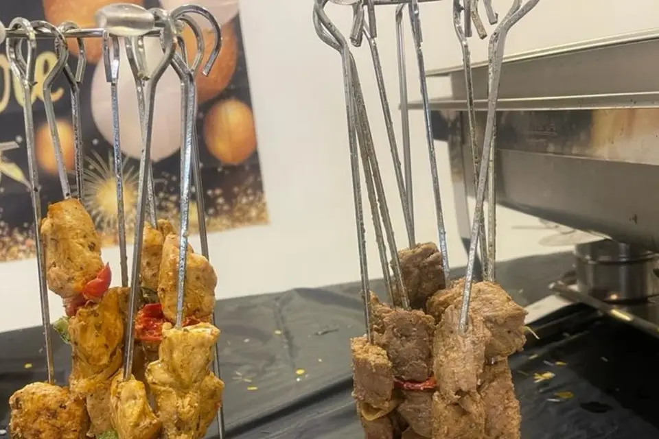 Afro regal — photo 2