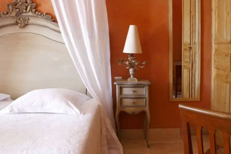 Mas des Grès & Sous les Platanes — photo 3