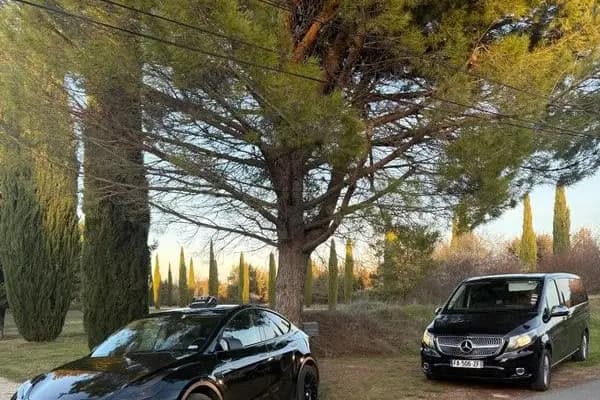 Taxi Kab Provence Luberon — photo 2