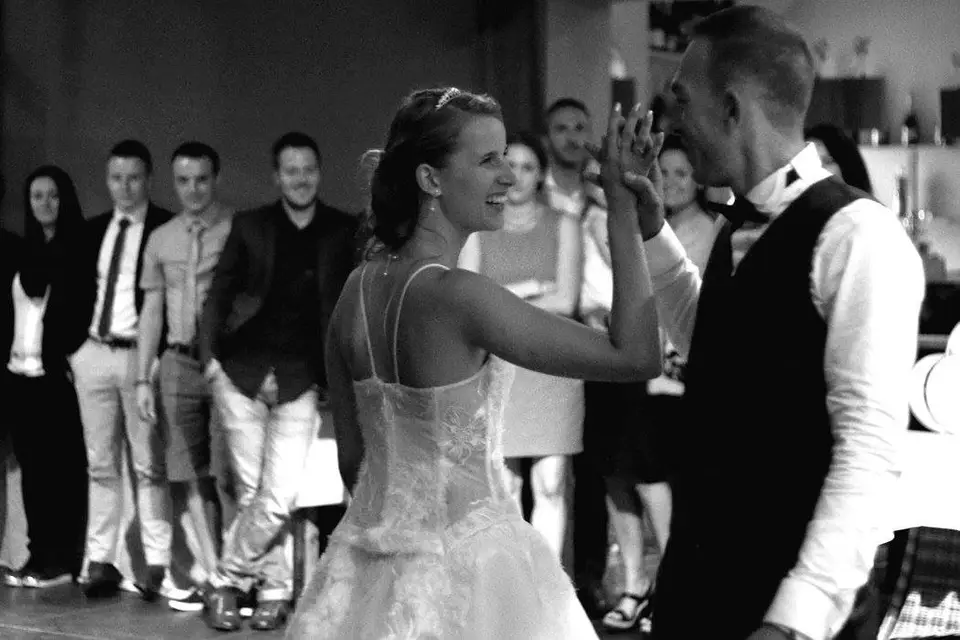 CLJ Wedding Dance — photo 7