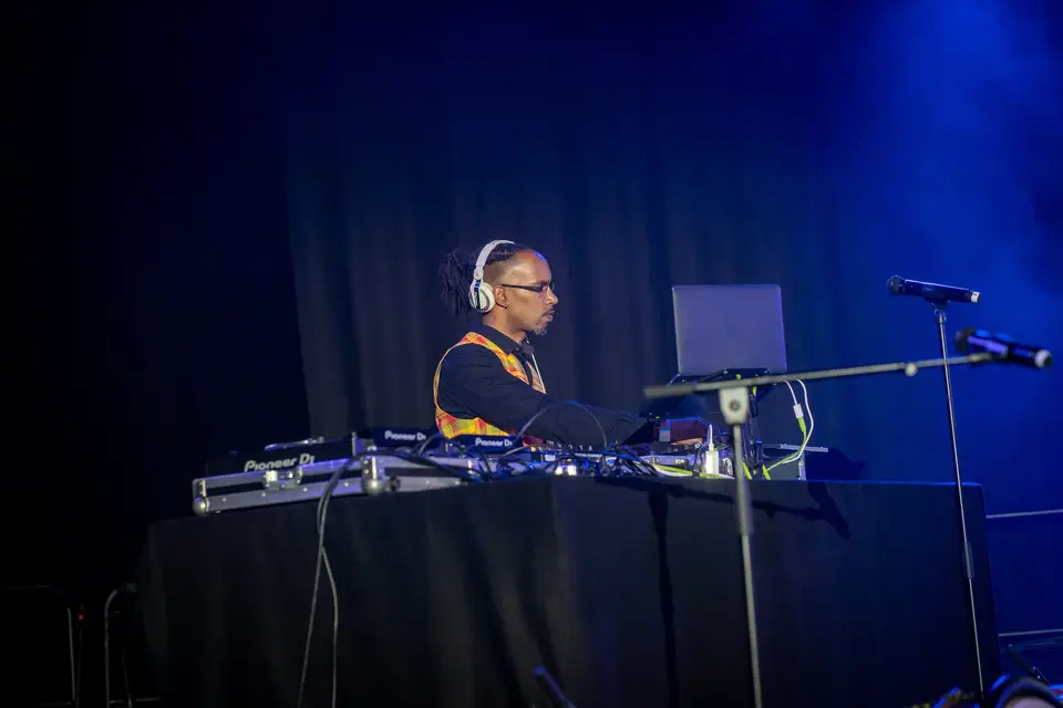 DJ Lucky — photo 6