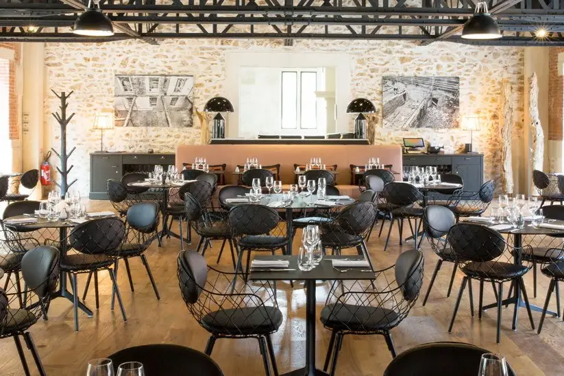 Château de Ferrières — photo 2