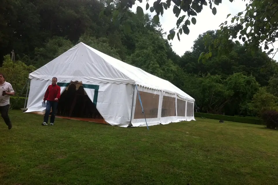 Events & Com — photo 8