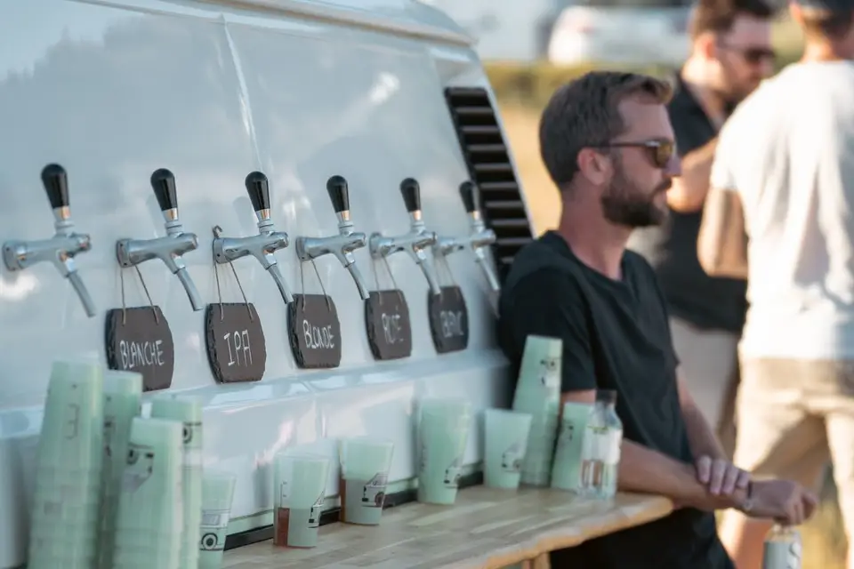 Le Combi Bar — photo 7