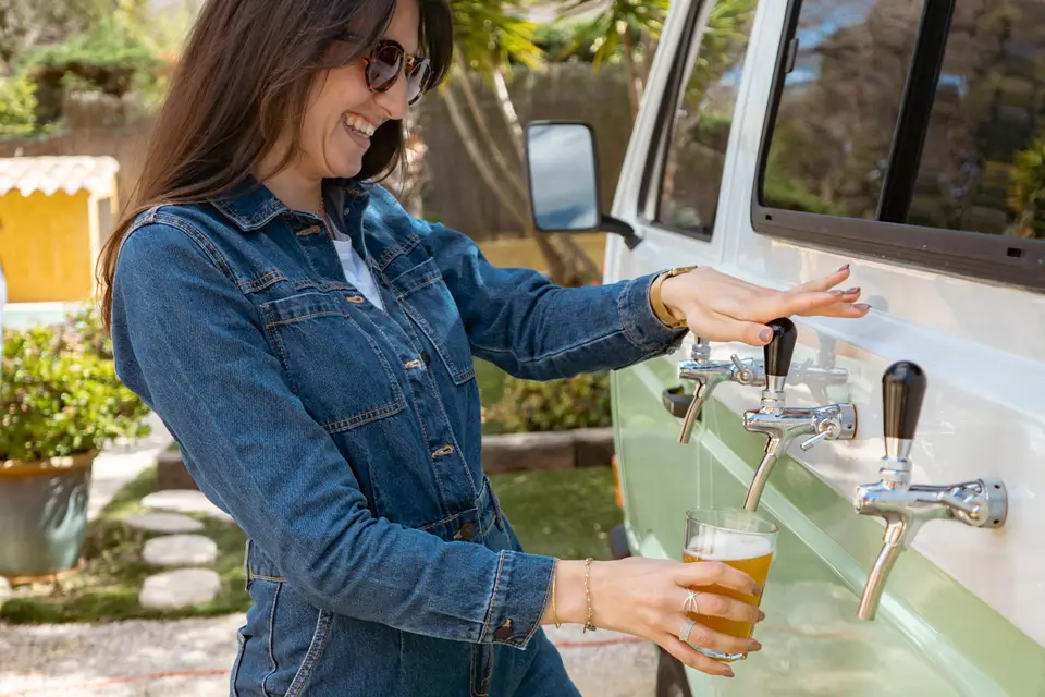 Le Combi Bar — photo 1