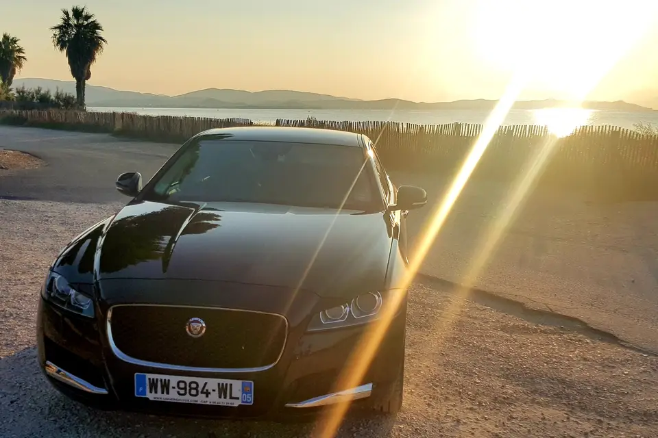 Central Cab 83 — photo 1