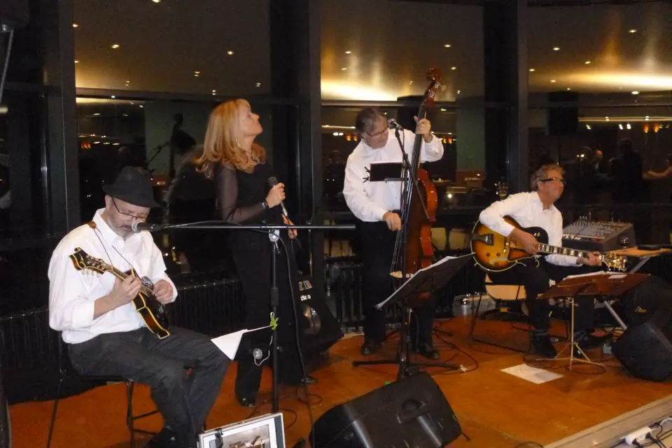 Wondergrass — photo 1