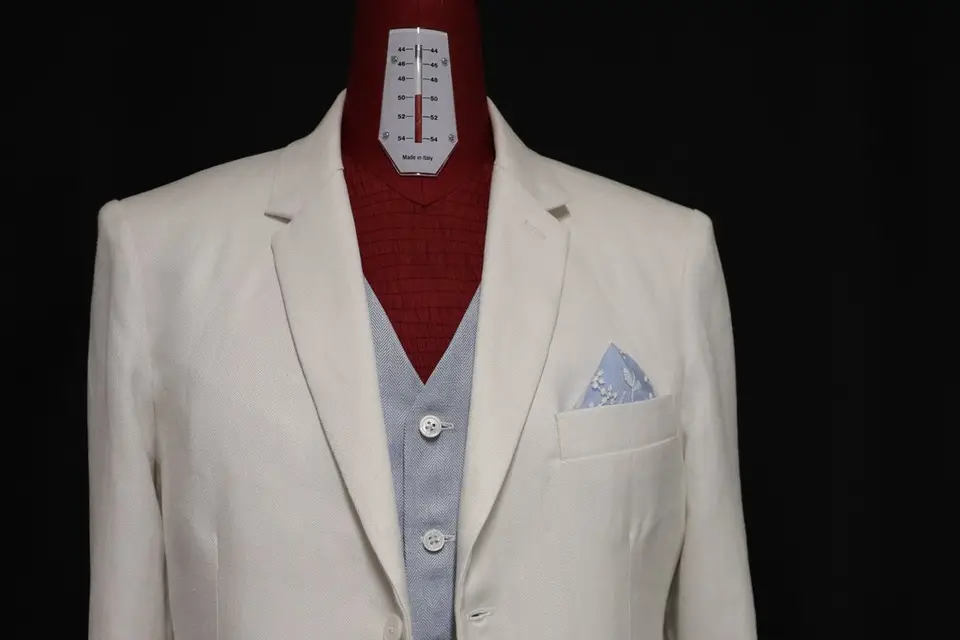 Margot Afanassieva - Artisan Tailleur — photo 2