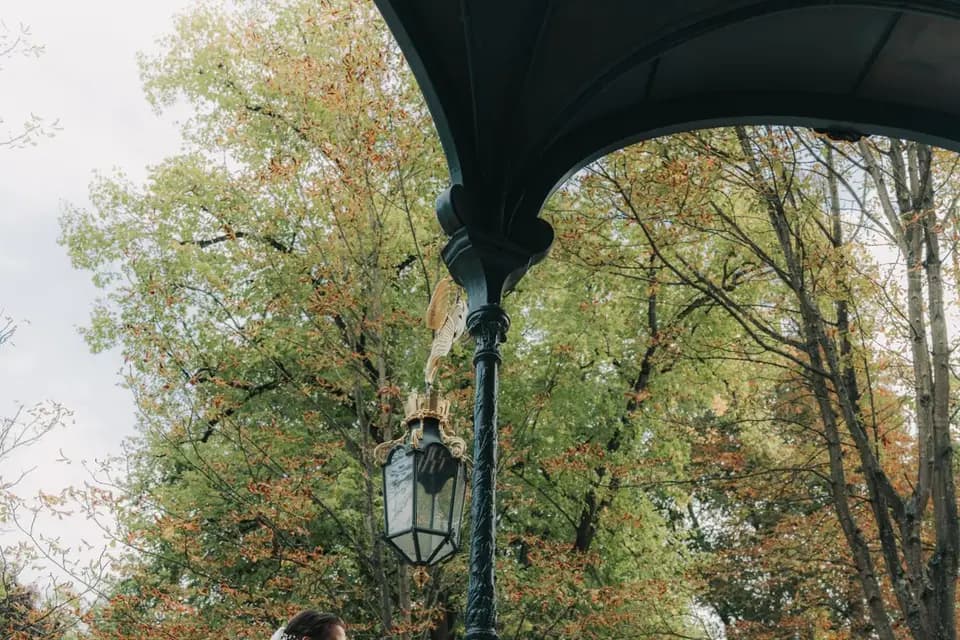 Anthony Hil — photo 3