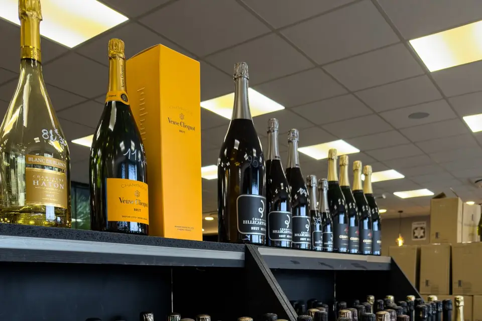 L'Hydropathe Cave et Resto — photo 2