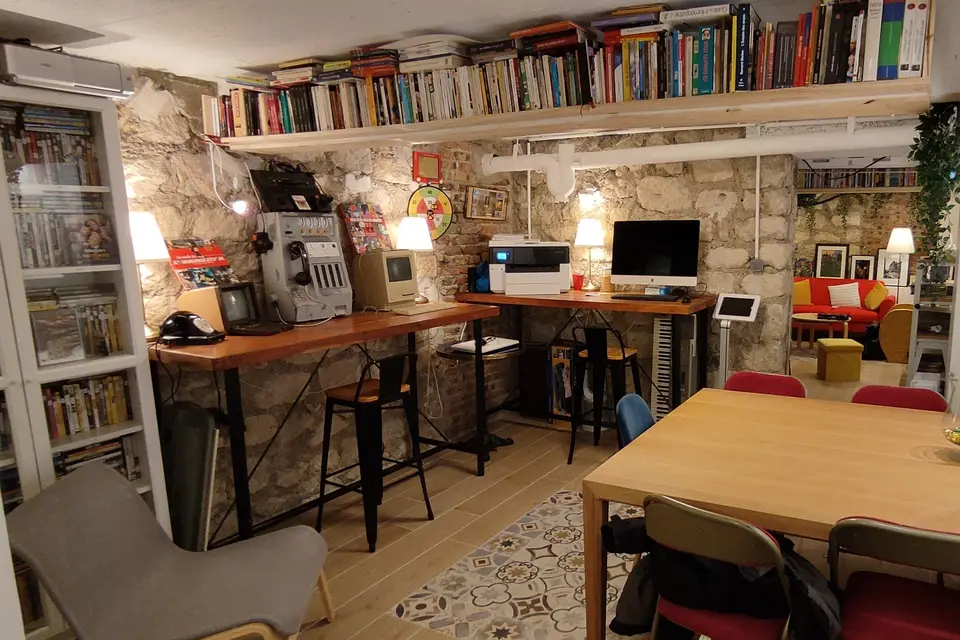 Le Danube Palace Café — photo 3