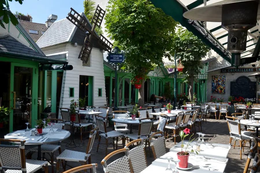 La Crémaillère 1900