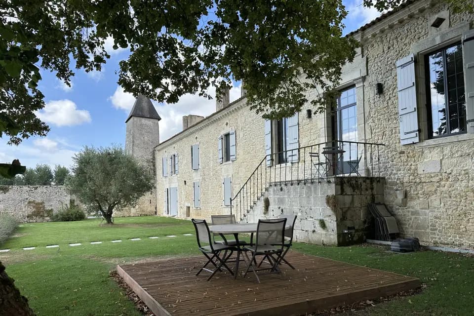 Château de Dercie — photo 3