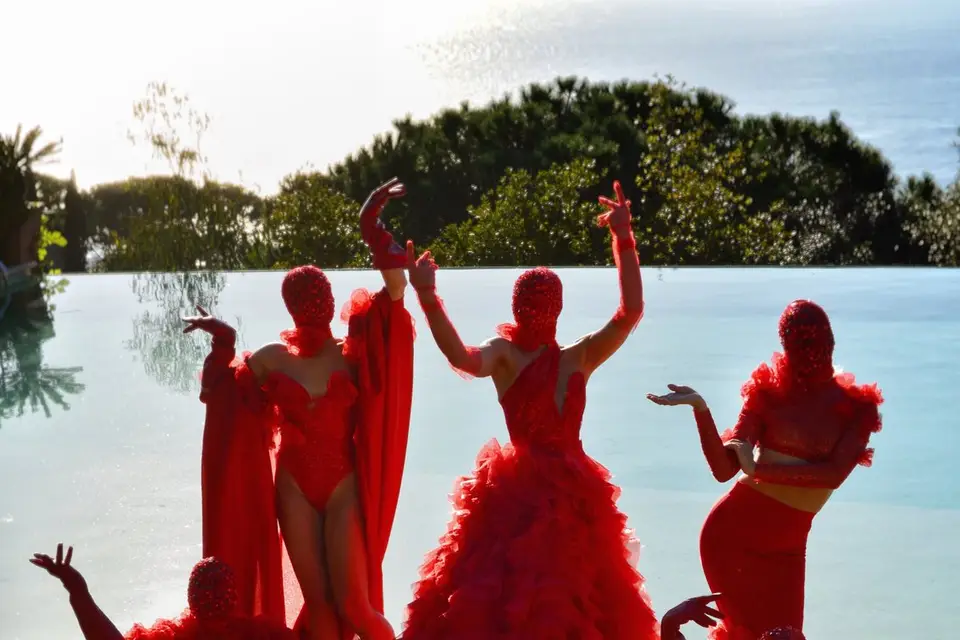 Les Femmes — photo 2