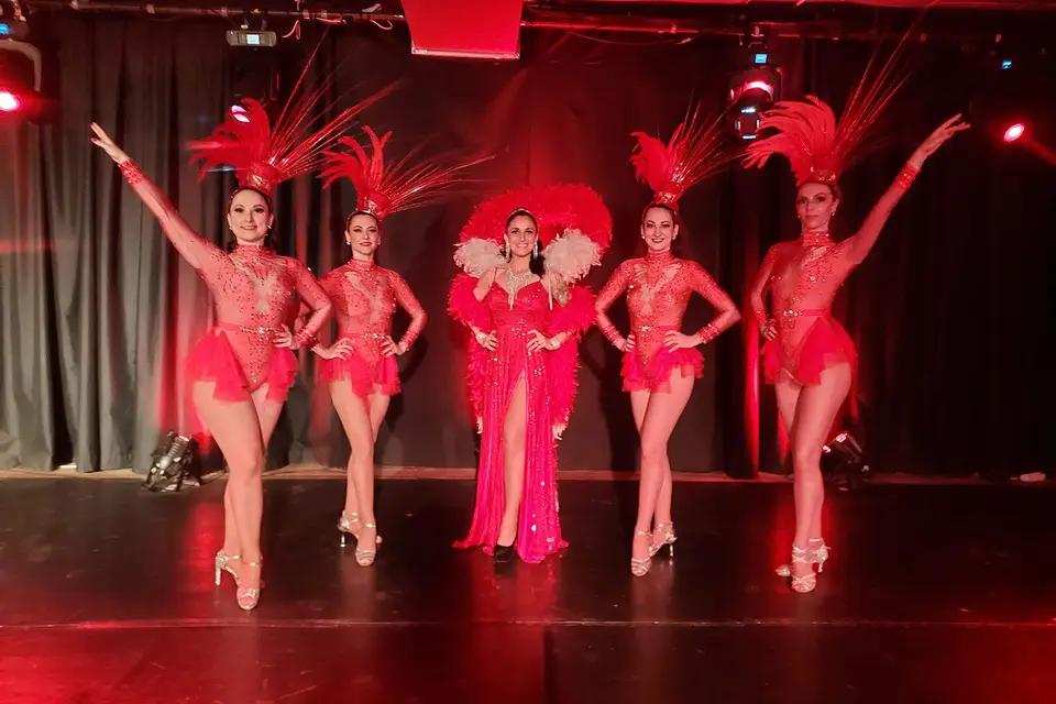 Et Bien Dansez Maintenant