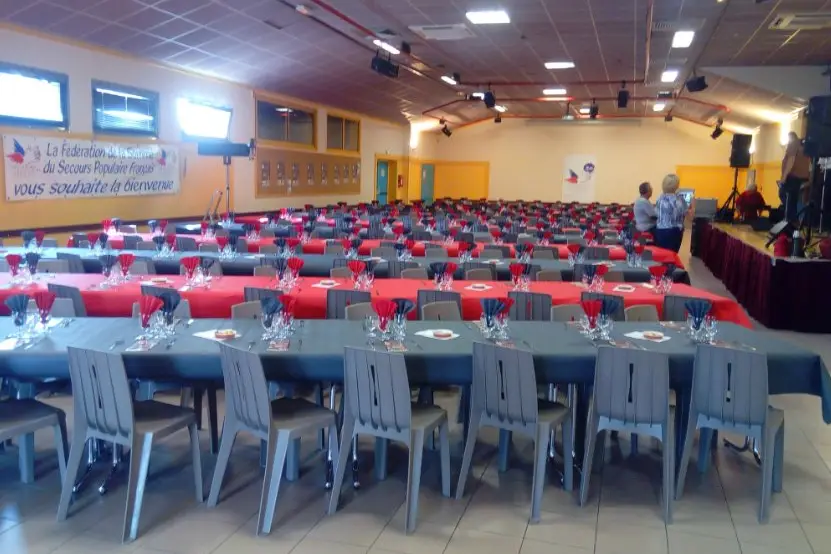 Cabaret Les Talents Aiguilles — photo 1