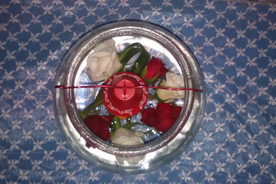 La Petite Bouquetière 50 — photo 2