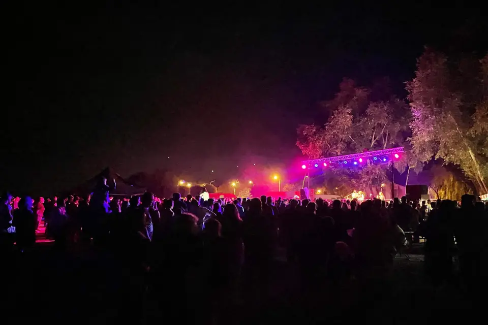 The 12 O'clock Cover — photo 7