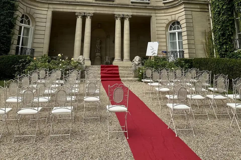 Le Château du Prieuré d'Evecquemont — photo 1