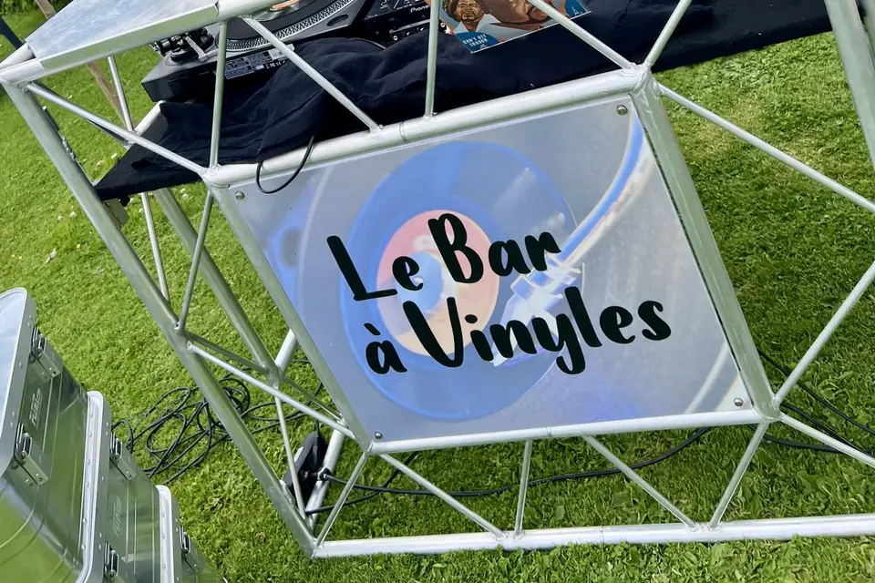LoLo Waymel - Bar à Vinyles — photo 3