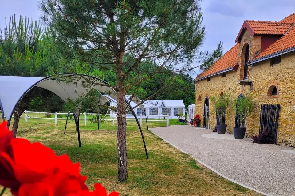 Domaine Saint Laud — photo 1