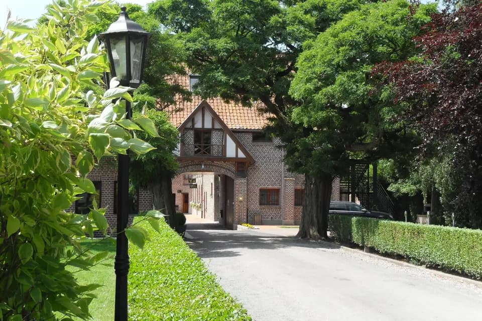 Domaine des Cigognes — photo 1